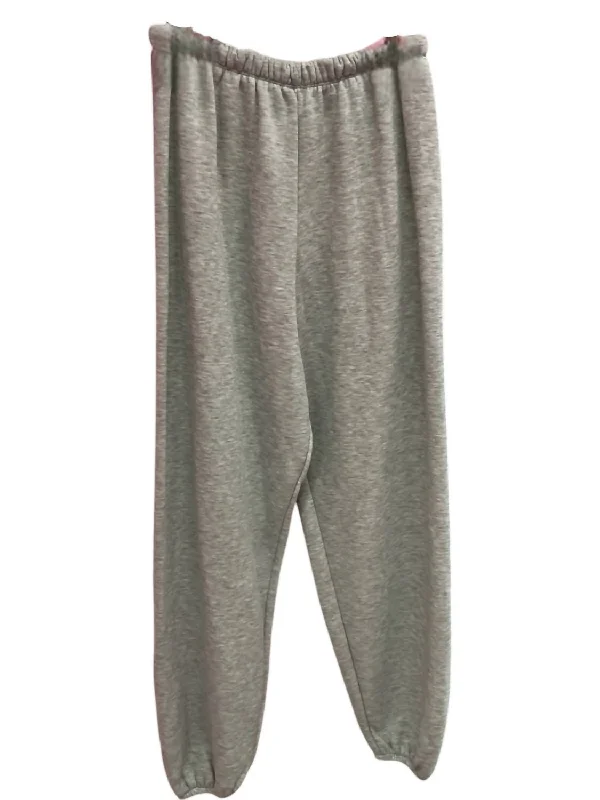 Women's Casual Wear Outfit Wardrobe Refresh Women's Oversized Joggers In Heather Gray Women's Casual Wear Outfit Wardrobe Refresh Women's Oversized Joggers In Heather Gray
